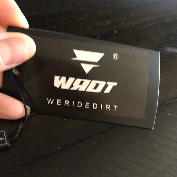 ✨Gorgeous sequins gown✨ - Picture 3 of 3